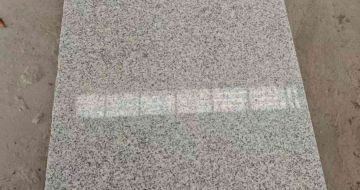 梅州芝麻白光面毛板