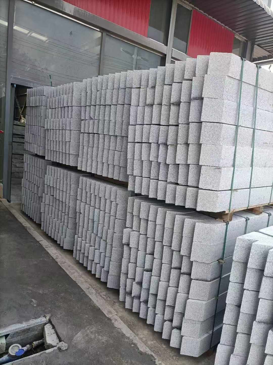 梅州芝麻白树围石 树池