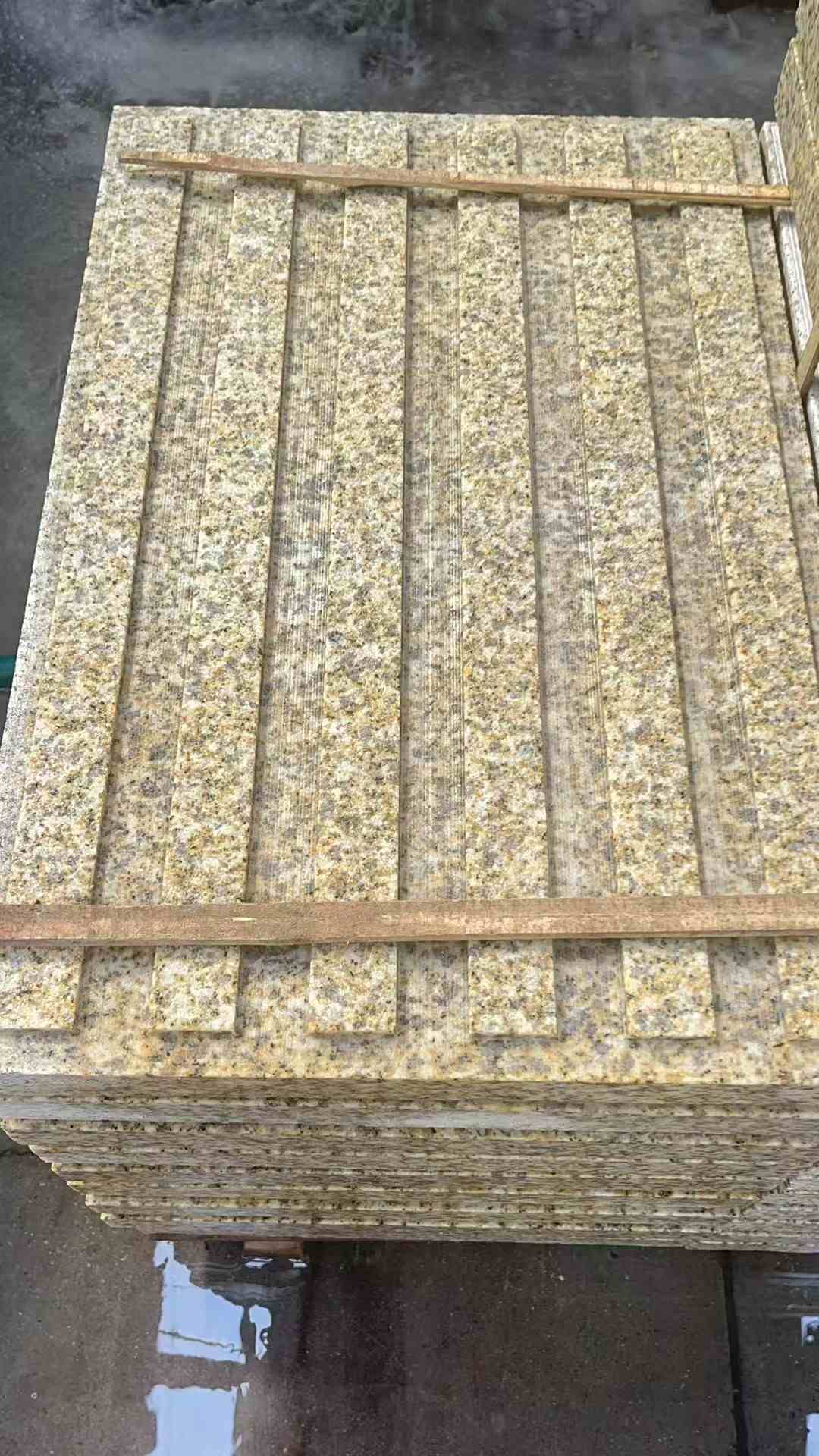 梅州黄金麻盲道 石材盲道