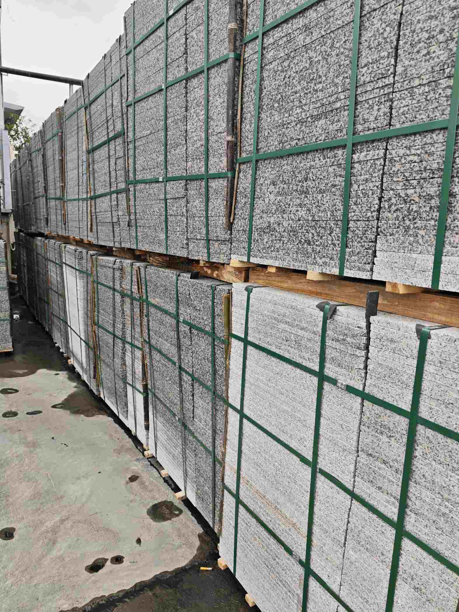 梅州芙蓉白地铺石，石材地铺石