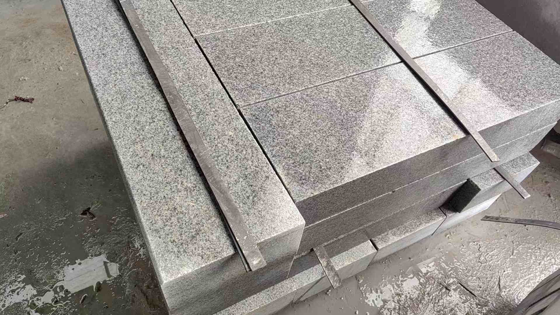 梅州芝麻灰 芝麻白 路牙石 路侧石 马路牙子